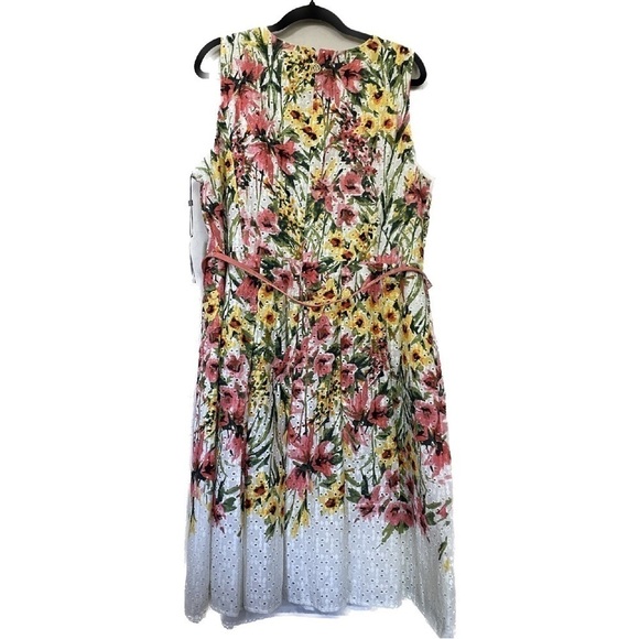 NWT - Tommy Hilfiger Floral Dress with Coral Belt, Size 16W - Picture 2 of 12